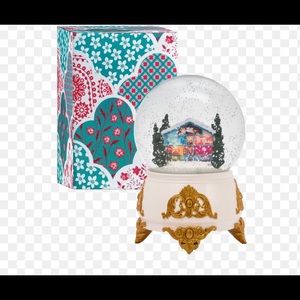 ISO Taylor Swift Lover Snow Globe snowglobe